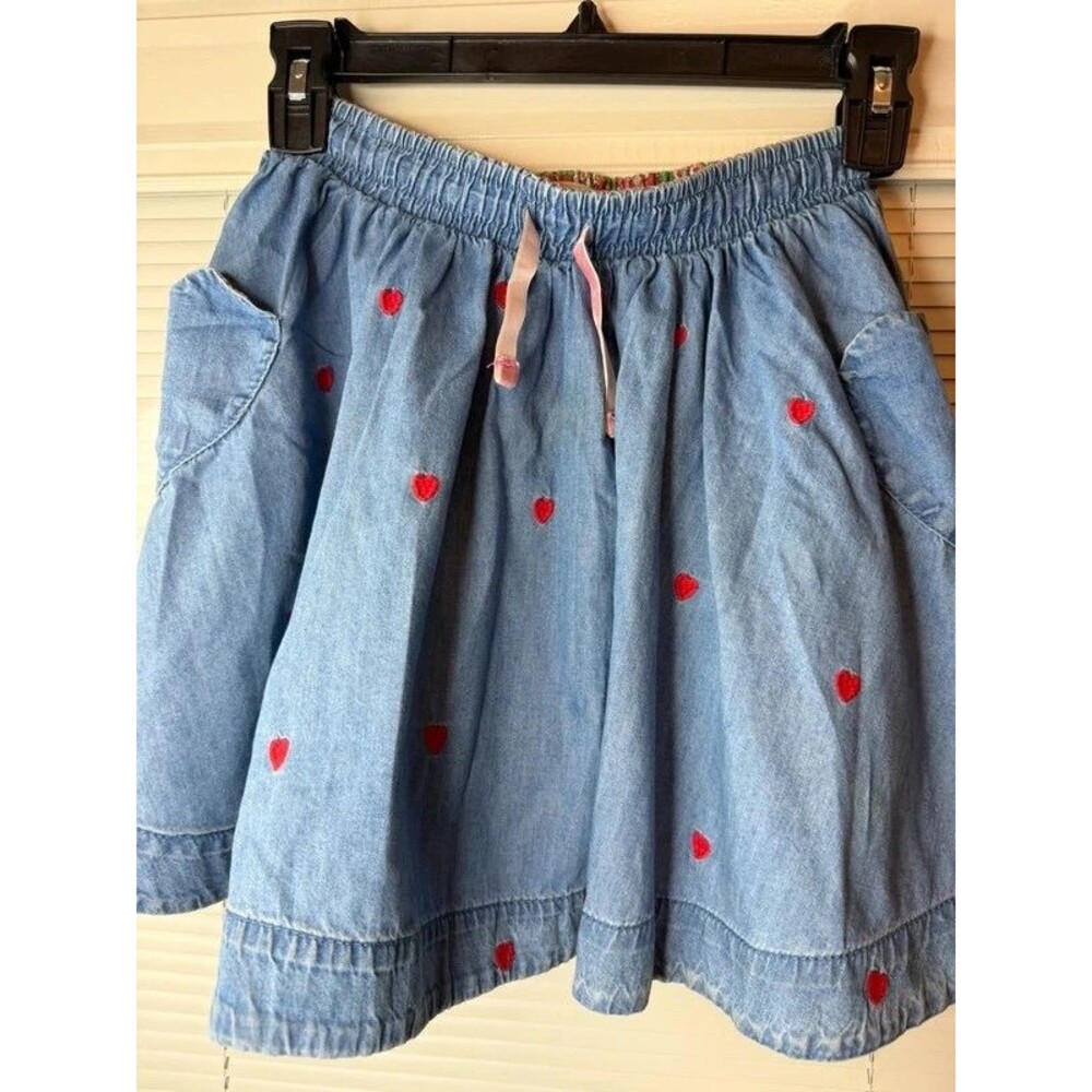 Mini Boden Girls 9-10Y Chambray Denim Skirt Embroidered Hearts Floral